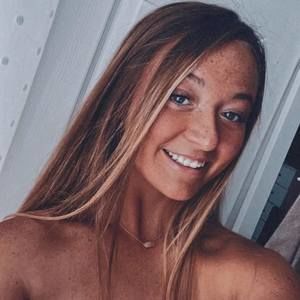 Meet your Posher, Kenzie